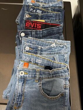 Bundle (6 jeans) Levi's & The Children's Place  Jeans